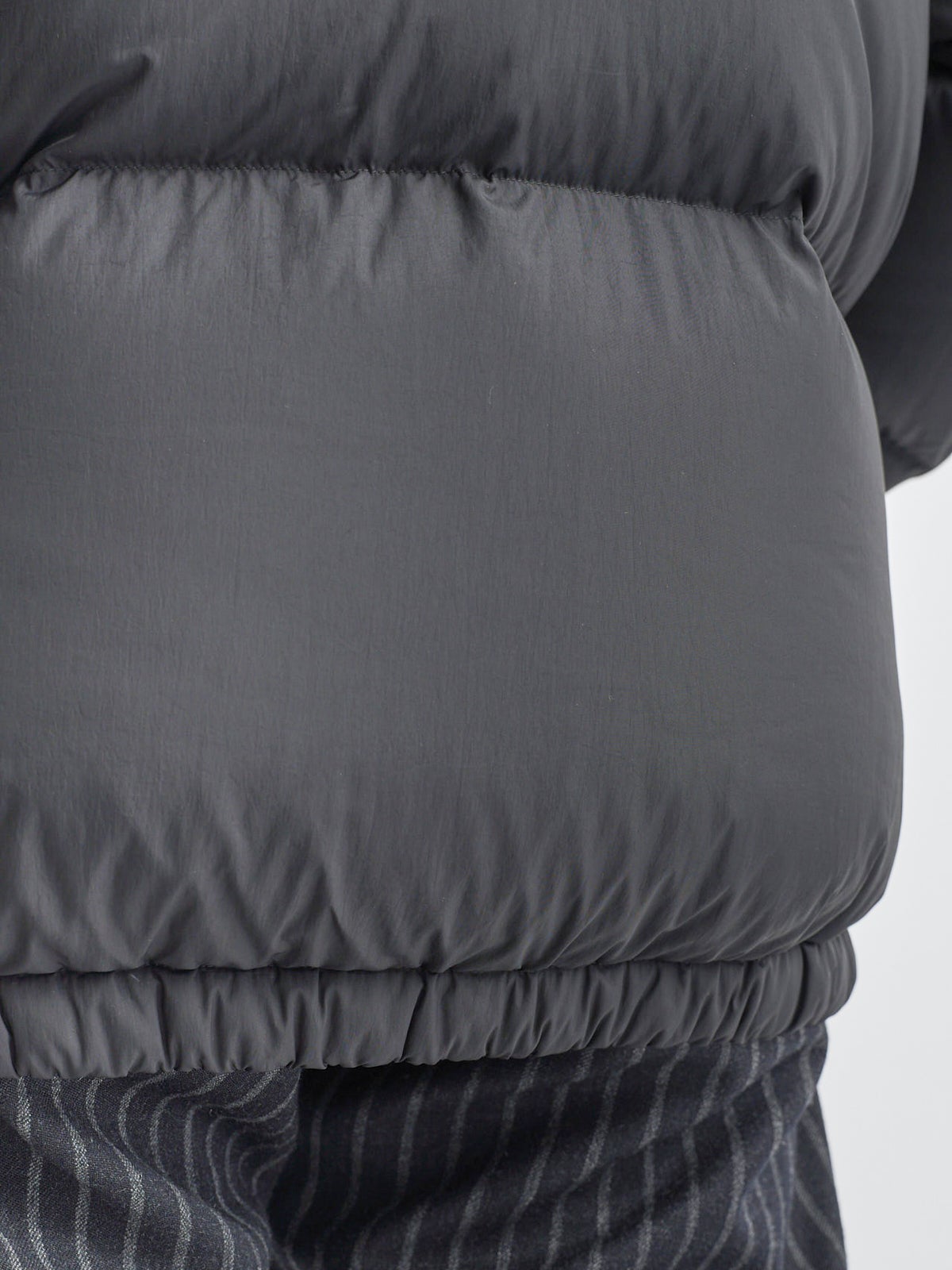 無印良品ダウン ボリュームのある裾