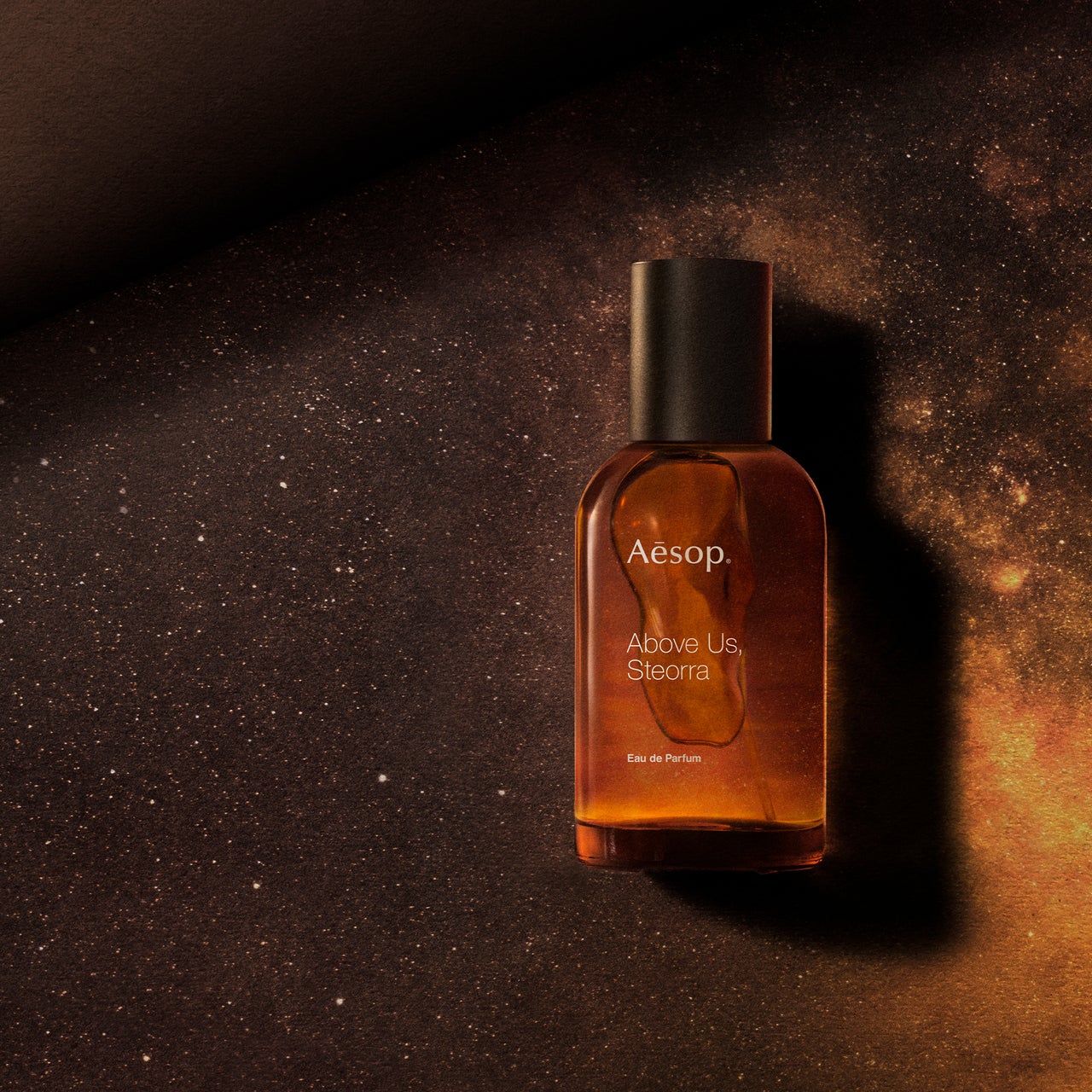 イソップの2025年秋に発売された香水「アバヴアス、ステオーラ」