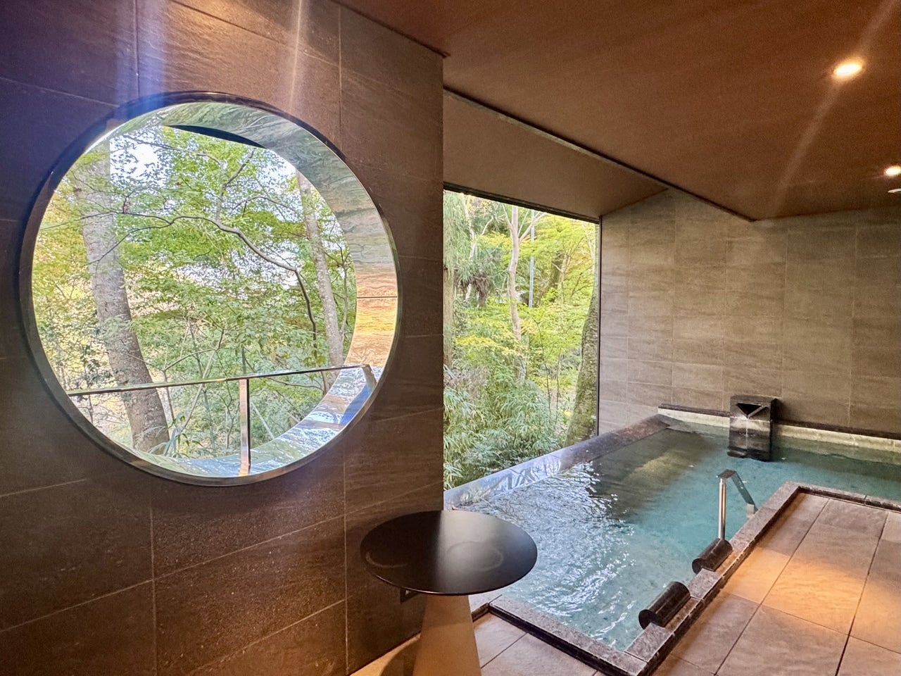 箱根 おすすめ宿 客室露天温泉風呂付『はつはな』貸切風呂「川音の湯」