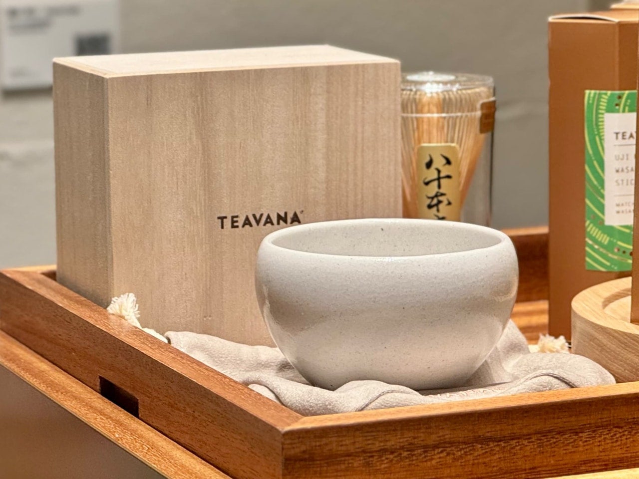 抹茶を点てる抹茶椀・茶筅