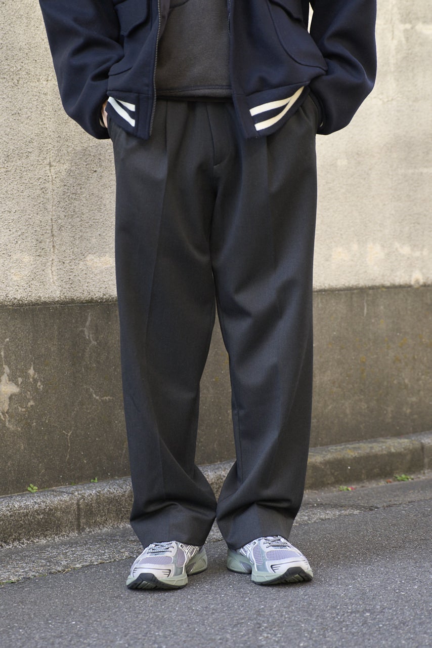 ビューティーアンドユース矢本さん下半身寄りカット