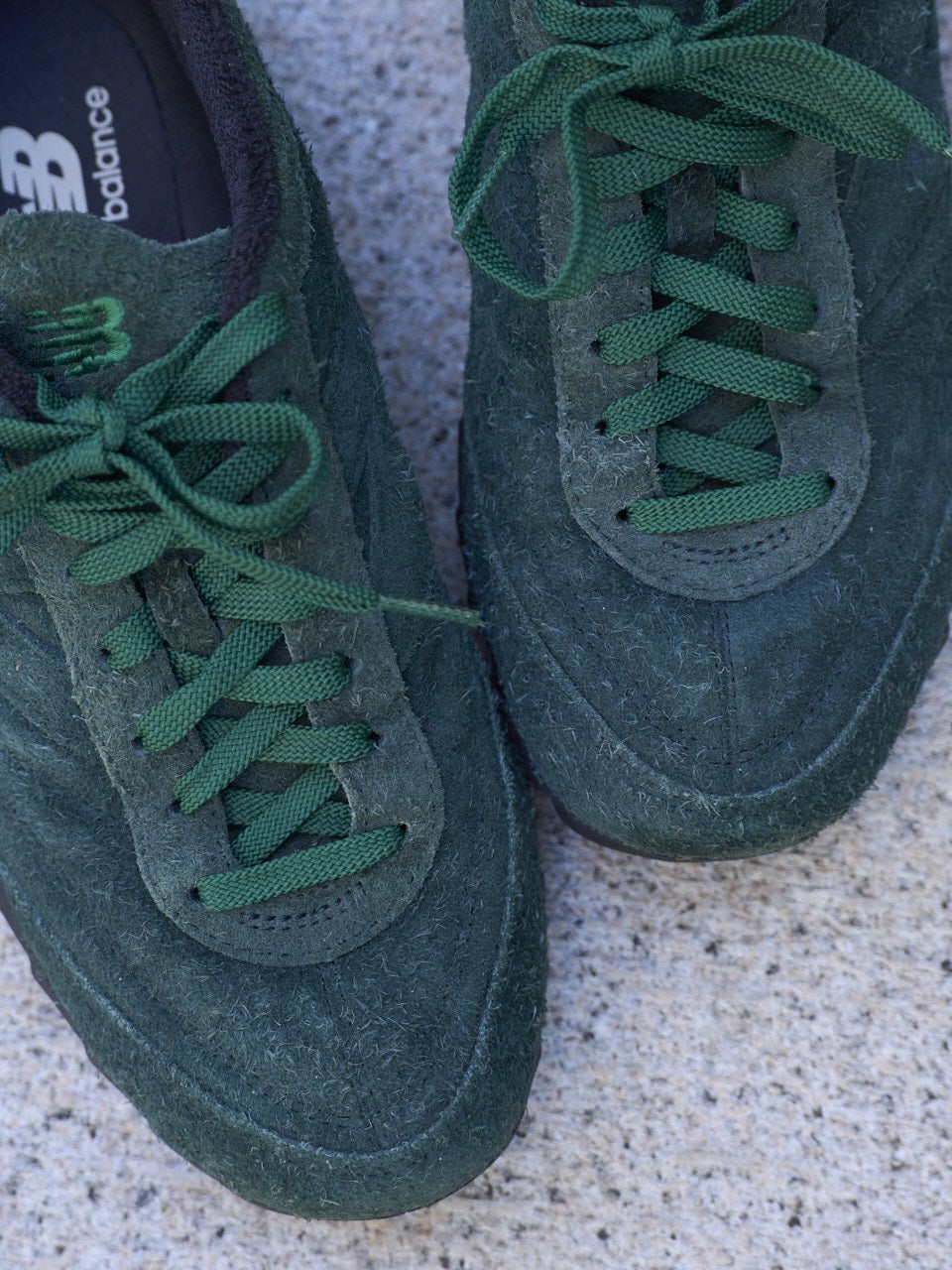 AURALEE&times;New Balance RC30のトゥ