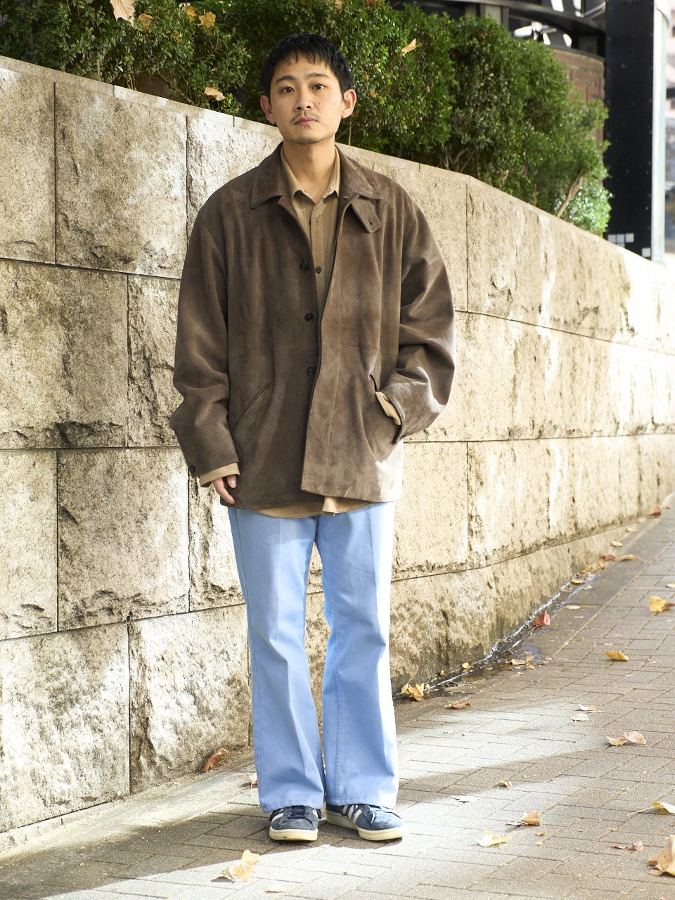 片岡佑太さんの全身像