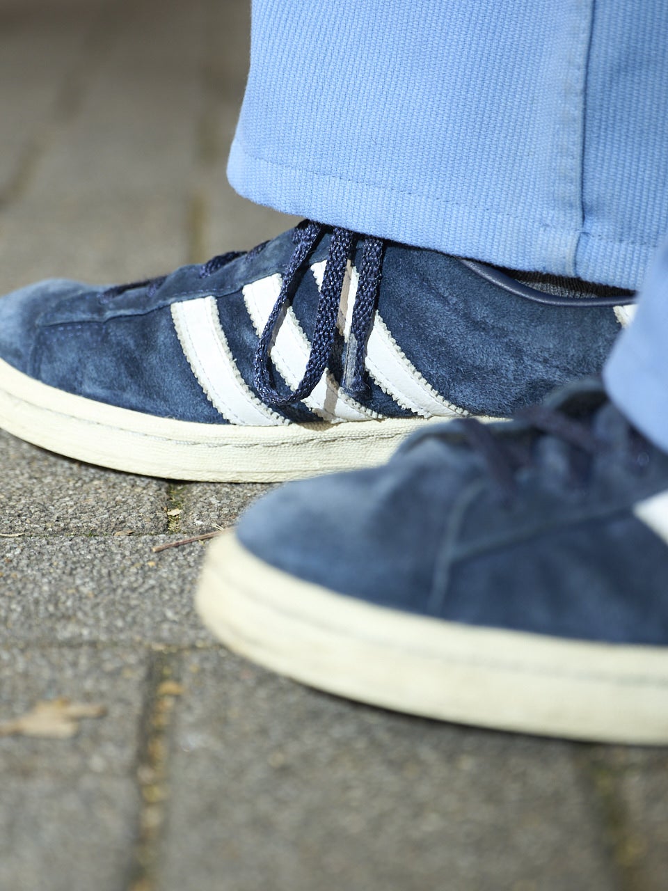 アディダス オリジナルスのガゼルのサイド③