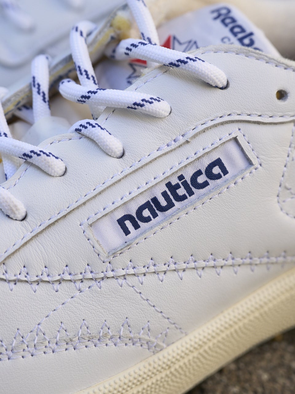 リーボック×ノーティカのクラブシーのノーティカロゴ