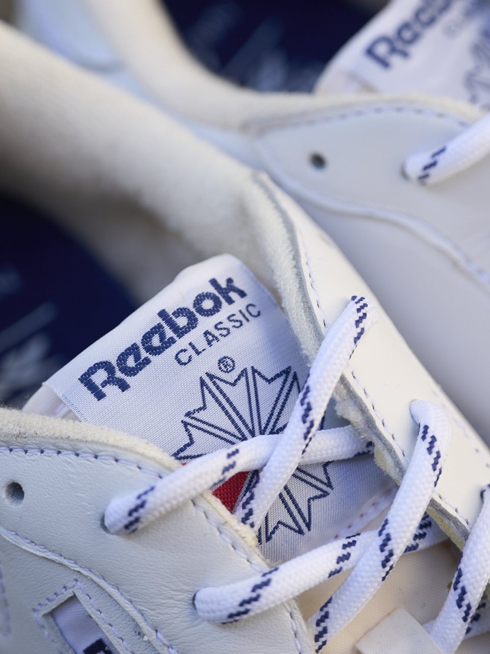 リーボック×ノーティカのクラブシーのタン