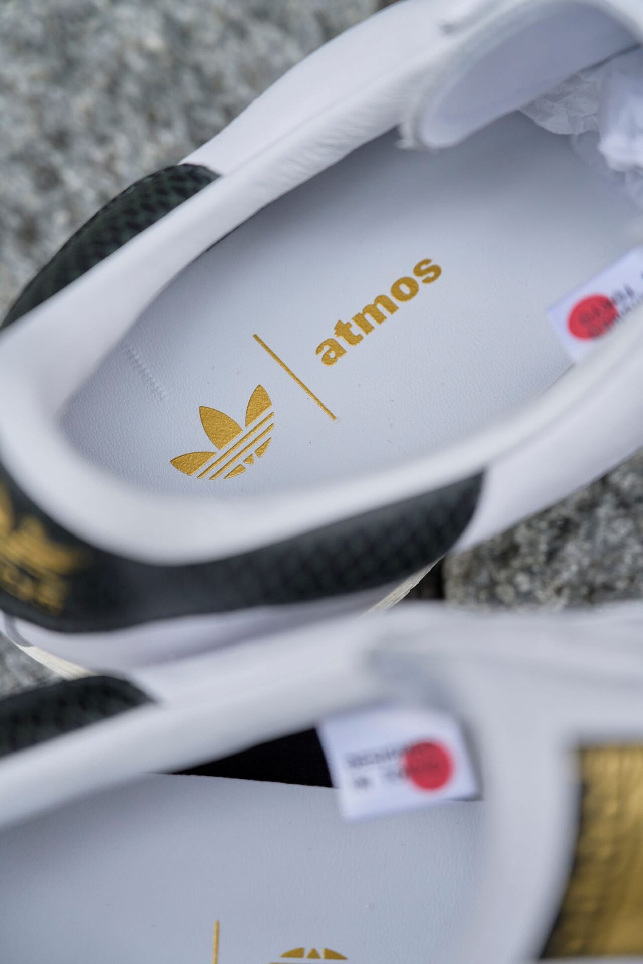 アディダス オリジナルスとアトモスのコラボ「アディダス スーパースター 82 GTX ATMOS G-SNK」のインソール