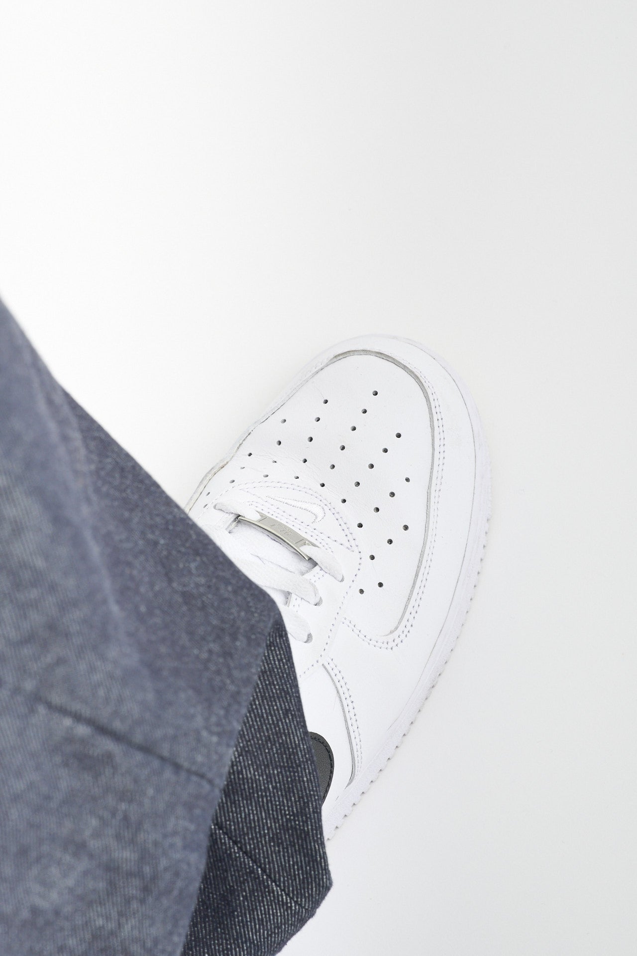 ナイキの愛用白スニーカーのアッパー
