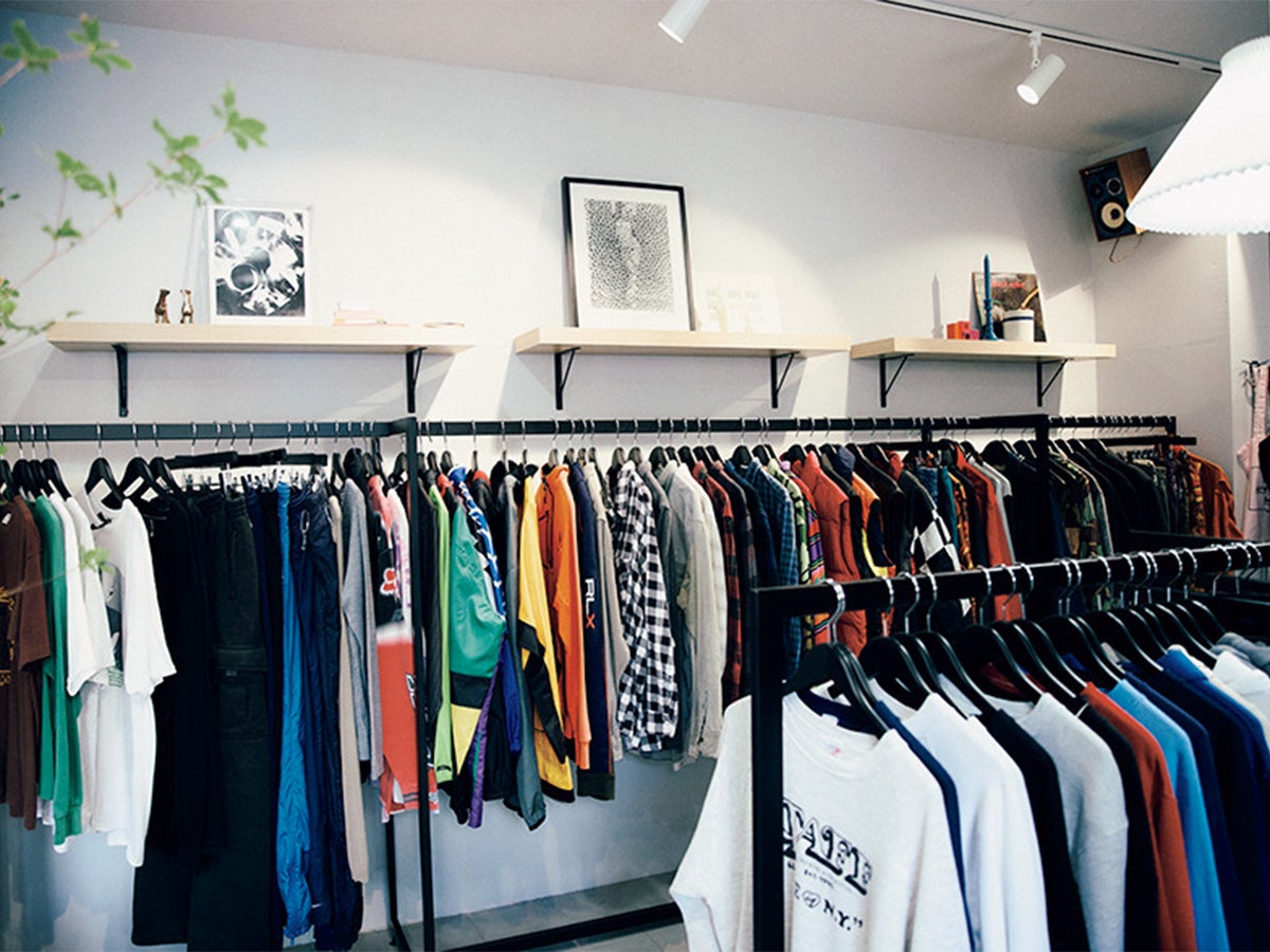 古着屋「ROB」の店内　２