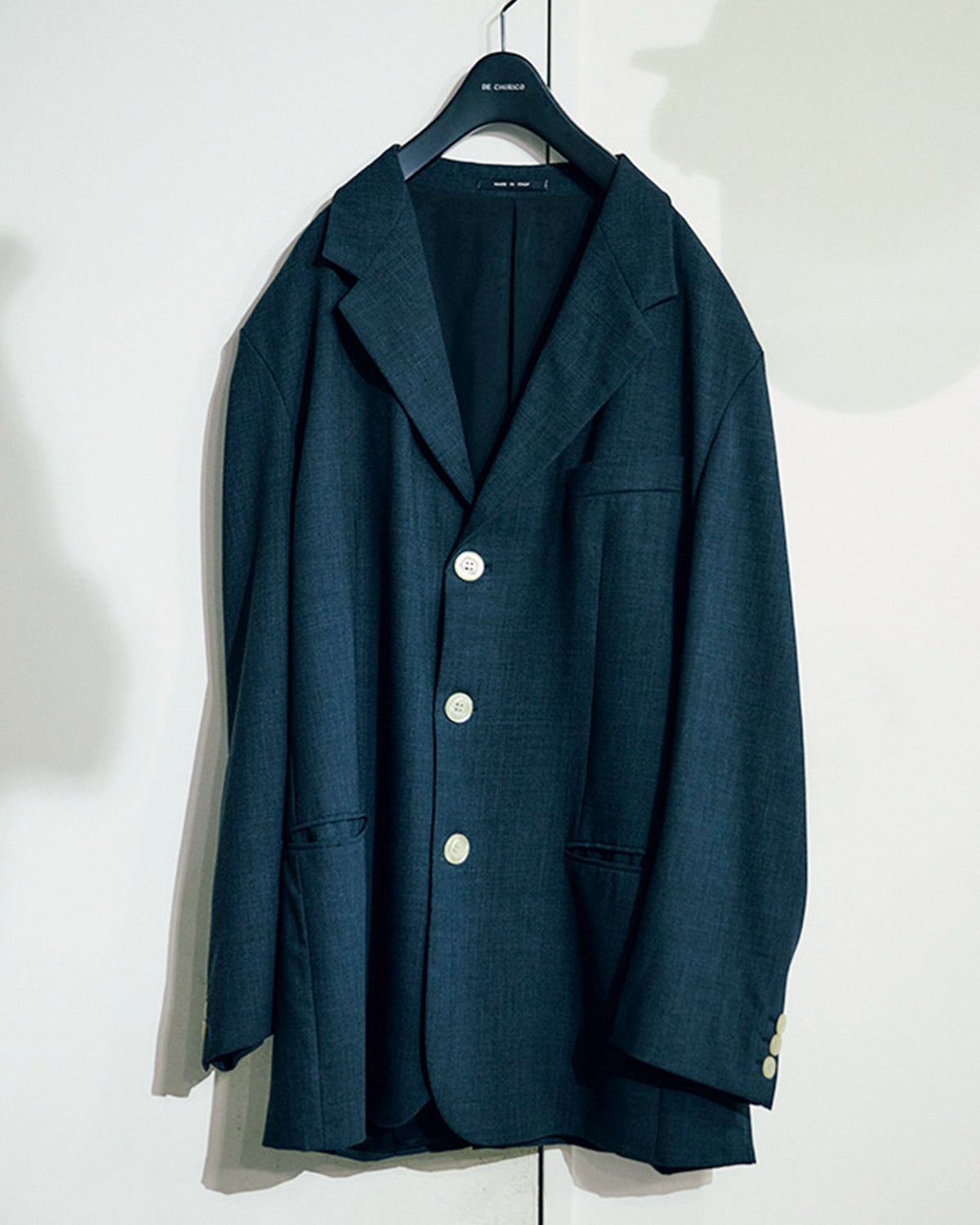 エンポリオ アルマーニのテーラードジャケット