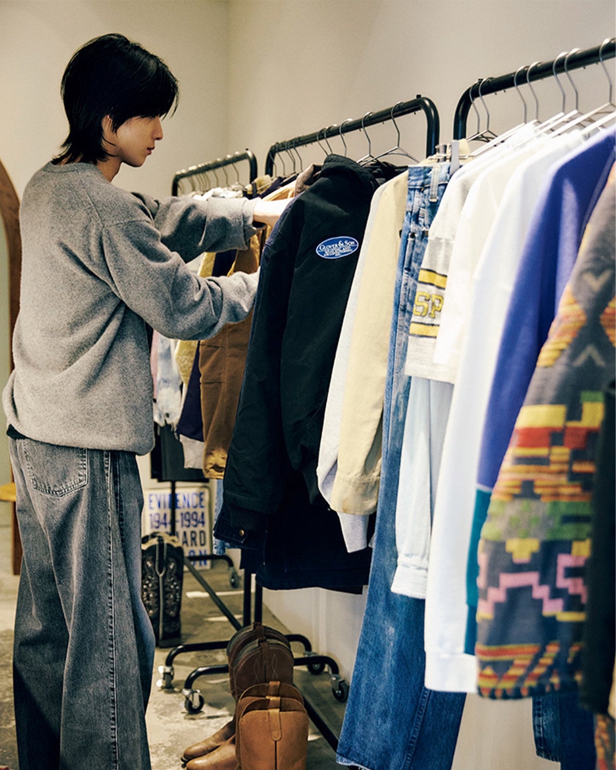 古着屋「ROKUMEICAN」の店内