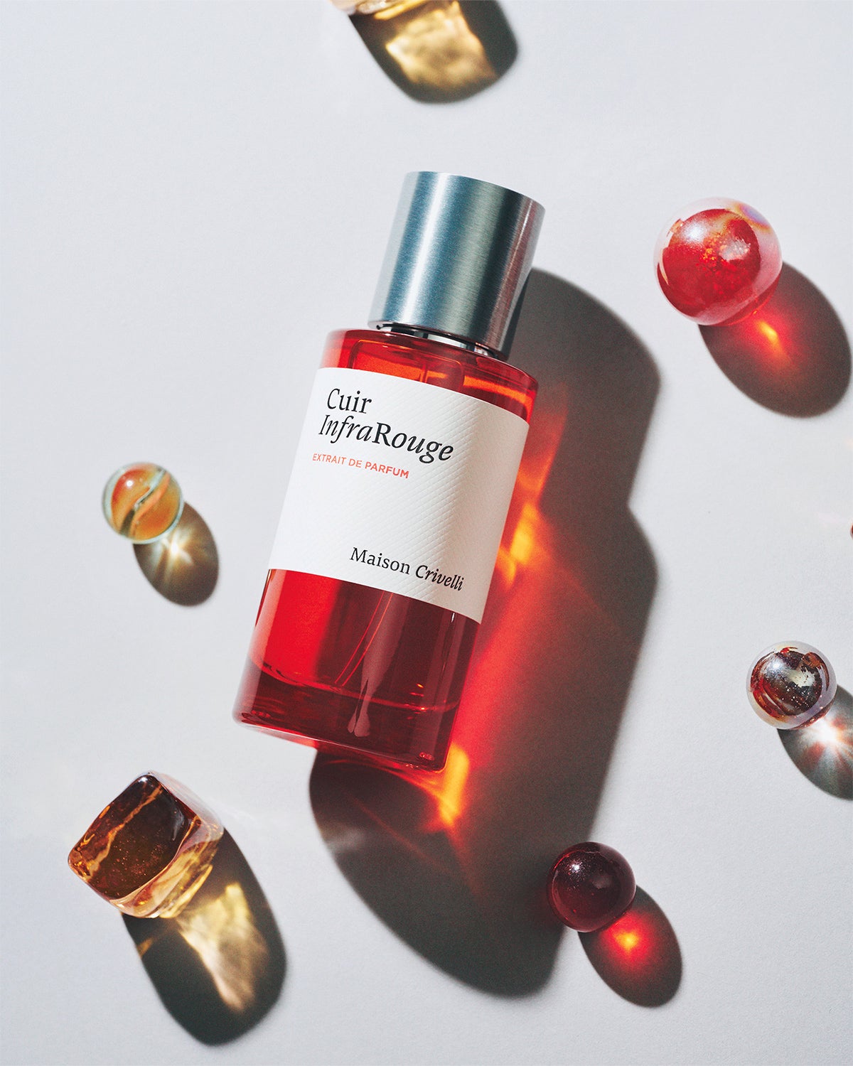 メゾン クリヴェリの「キュイール インフラルージュ エキストレ ド パルファム」
