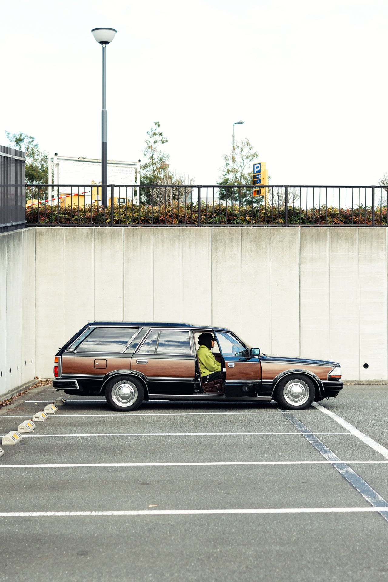 NISSAN CEDRIC WAGON／日産 セドリック ワゴン　6