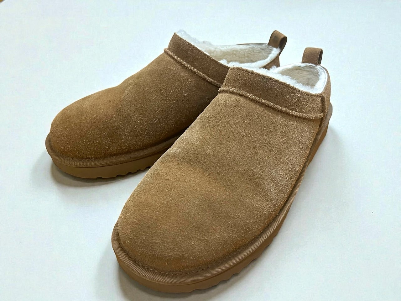 UGG “Classic Micro”