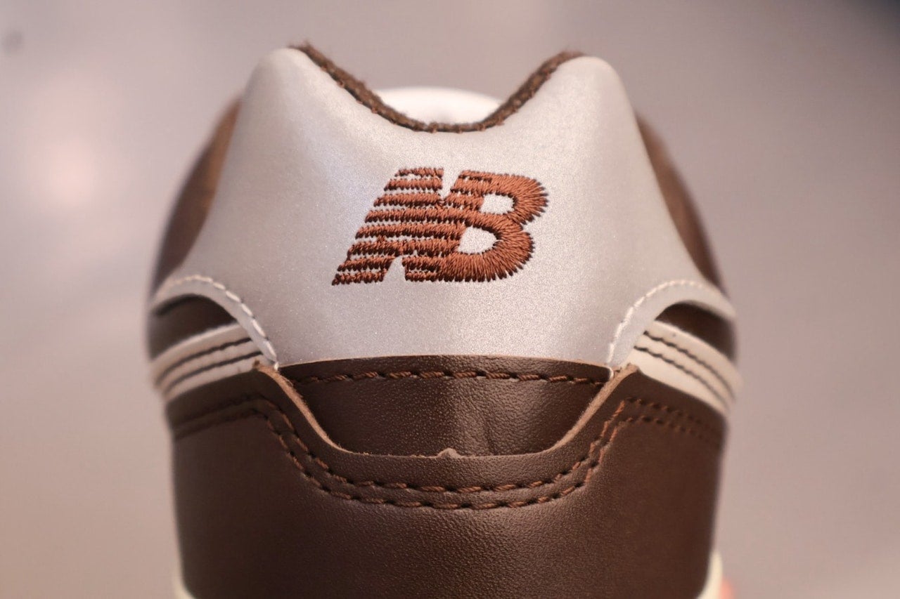 ニューバランス原宿 リニューアルオープン 576ヒールアップ