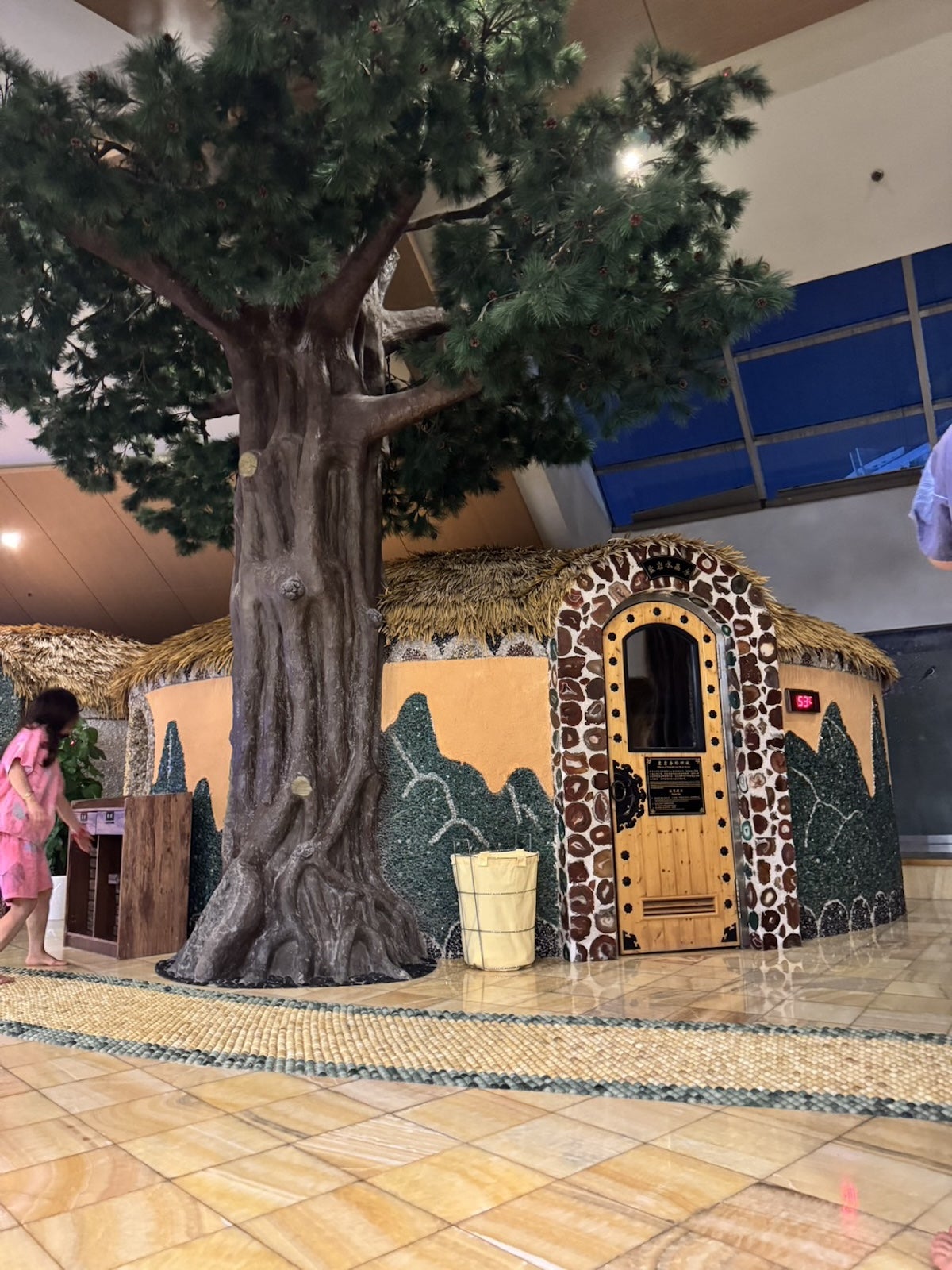 稲井　マイバズ　上海のスパ