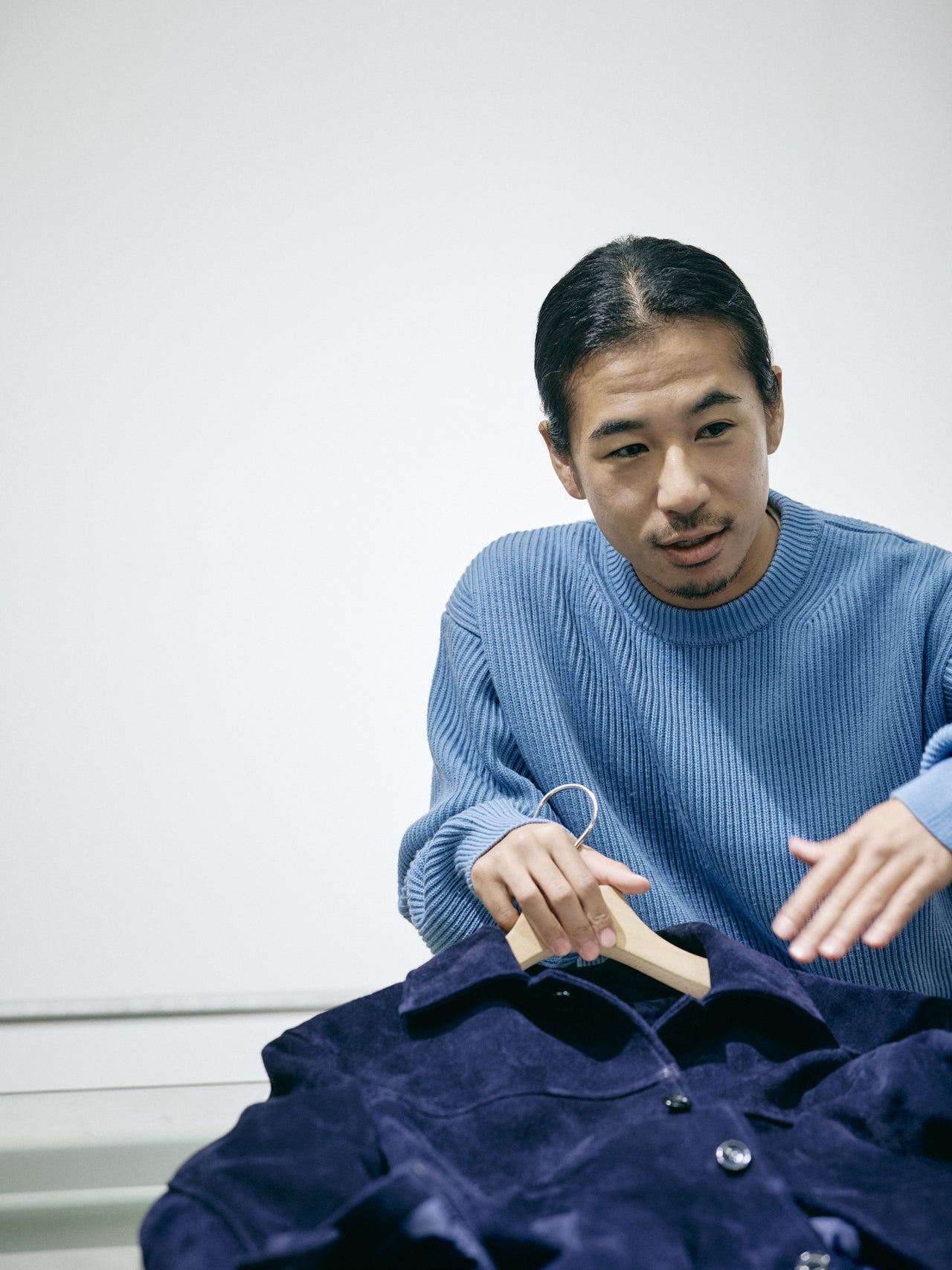 オシャレな人が買ってよかった〈KYOU〉のカーコートと相原さん