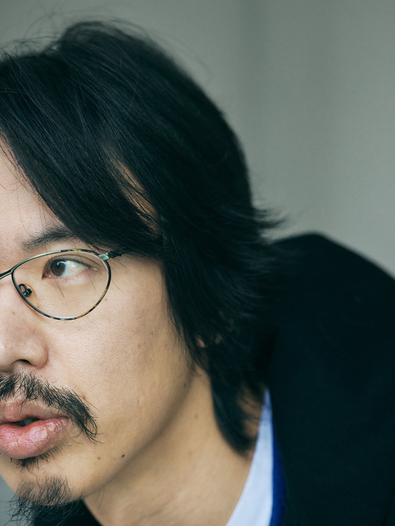 オシャレな人が買ってよかった〈MICHIKO LONDON〉の眼鏡の着用