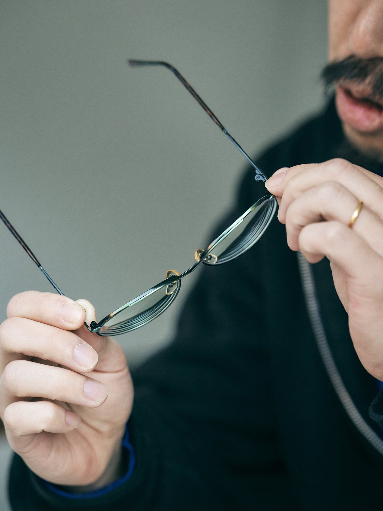 オシャレな人が買ってよかった〈MICHIKO LONDON〉の眼鏡と歌代さん