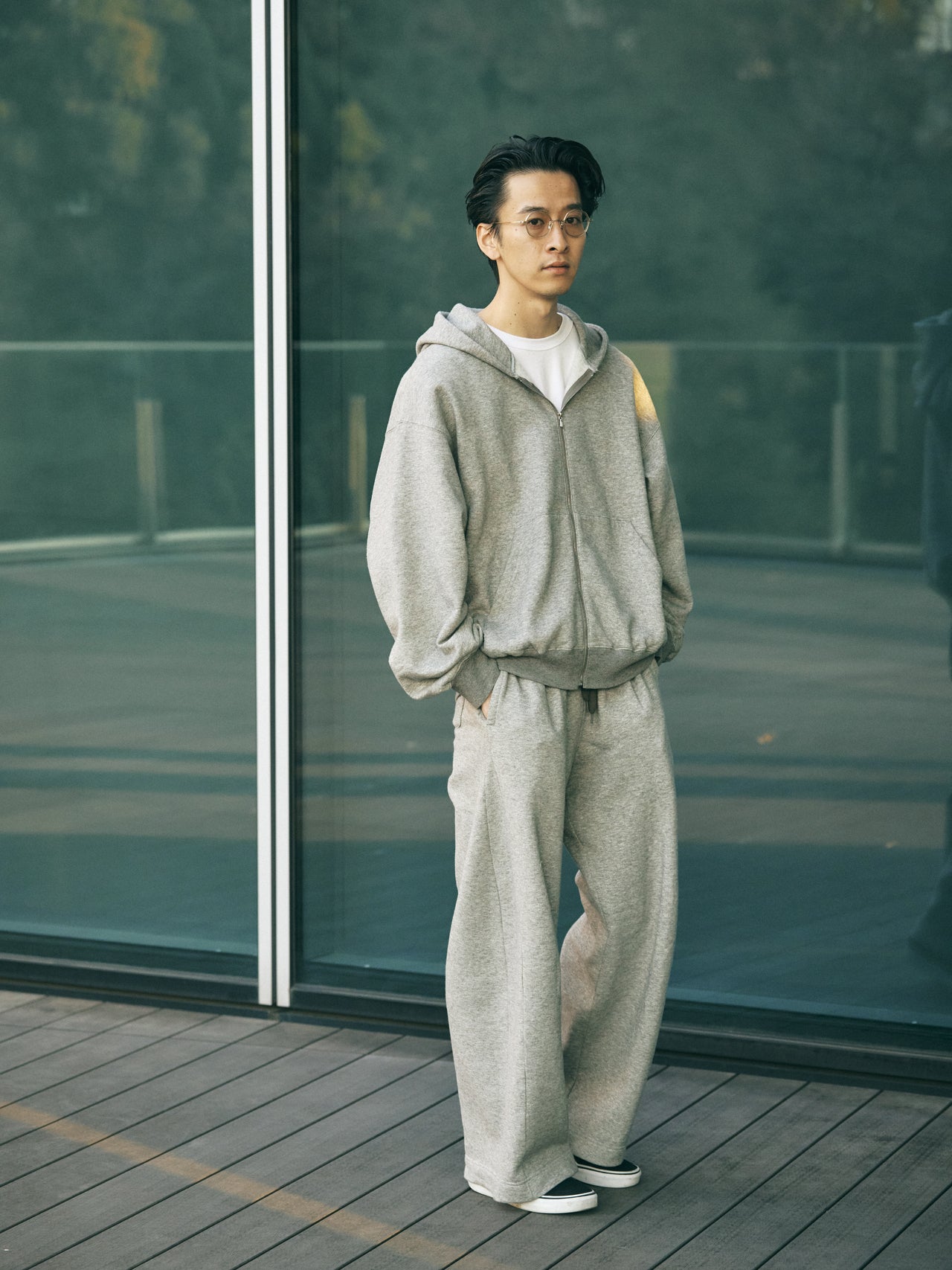 オシャレな人が買ってよかった〈ssstein〉のスウェットセットアップの着用