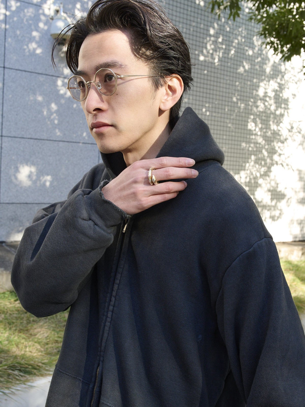 アプレッセの黒パーカ