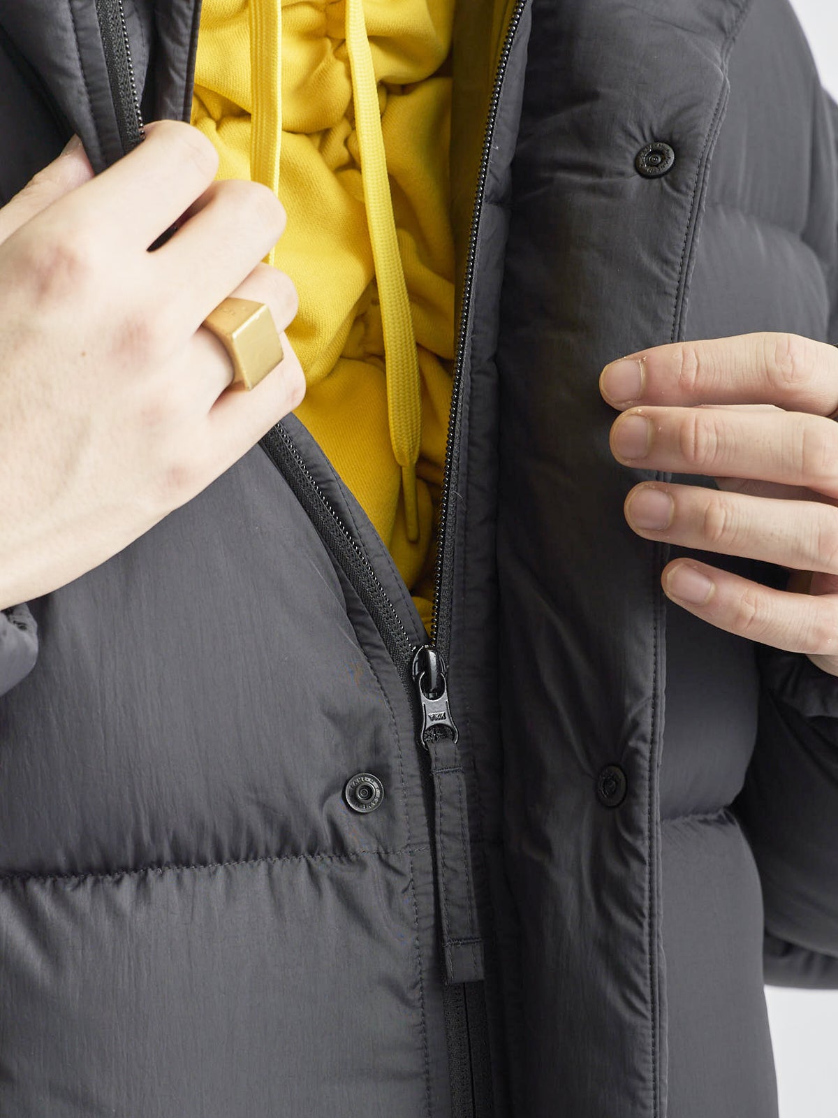 無印良品ダウン フロントチャック