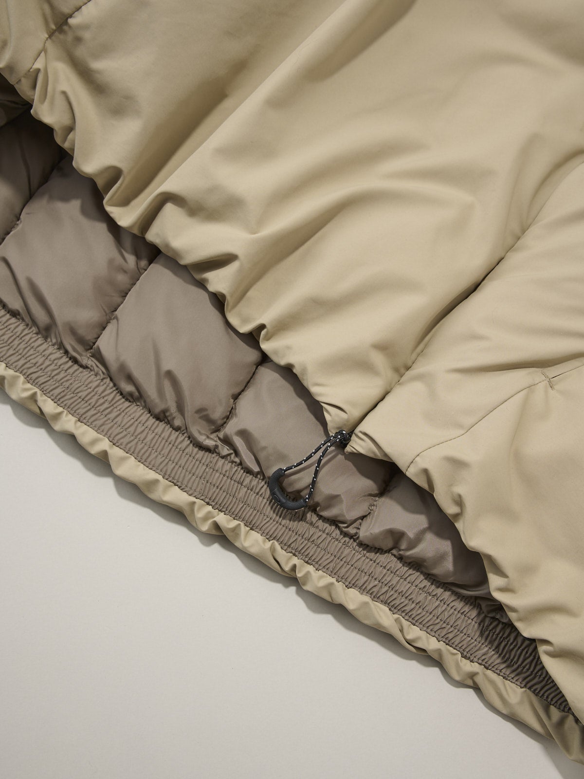 OAKLEY、Fgl Bombastic Pullover 5.7、裾ディテール