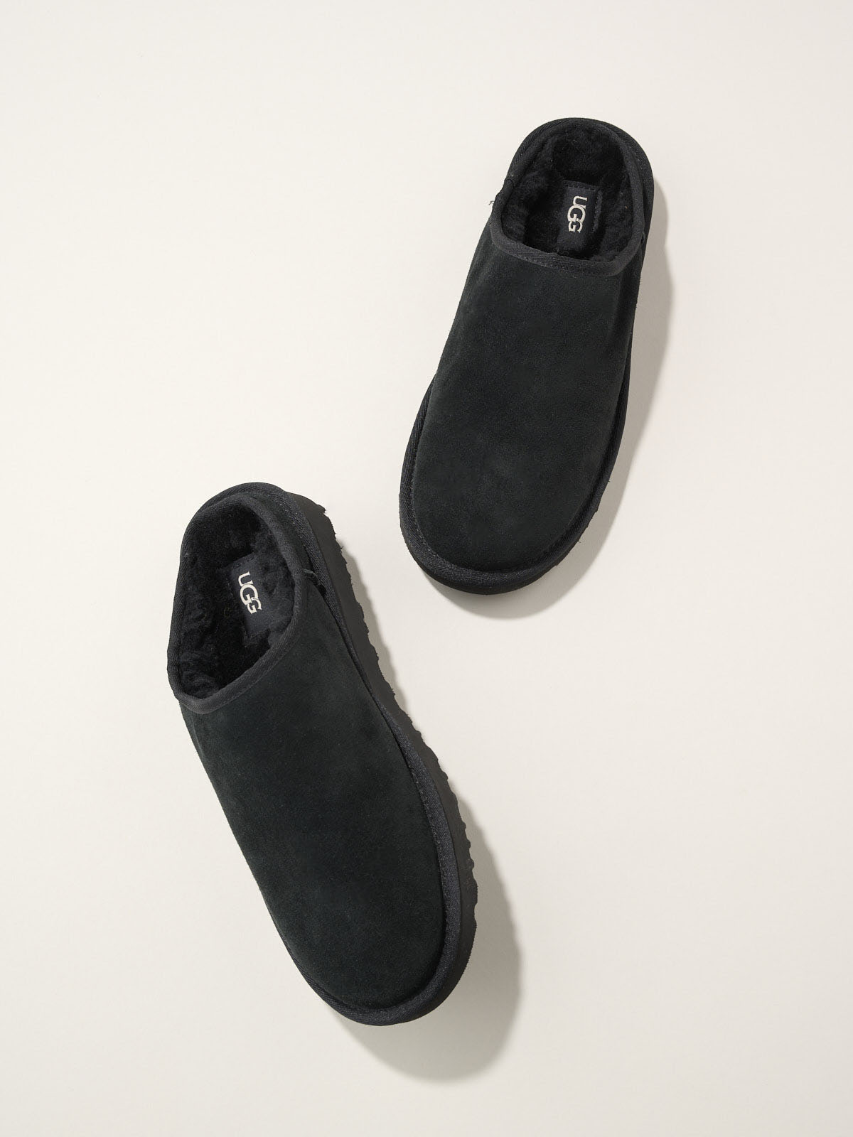 UGG アグ 暖品 Classic Slip-On