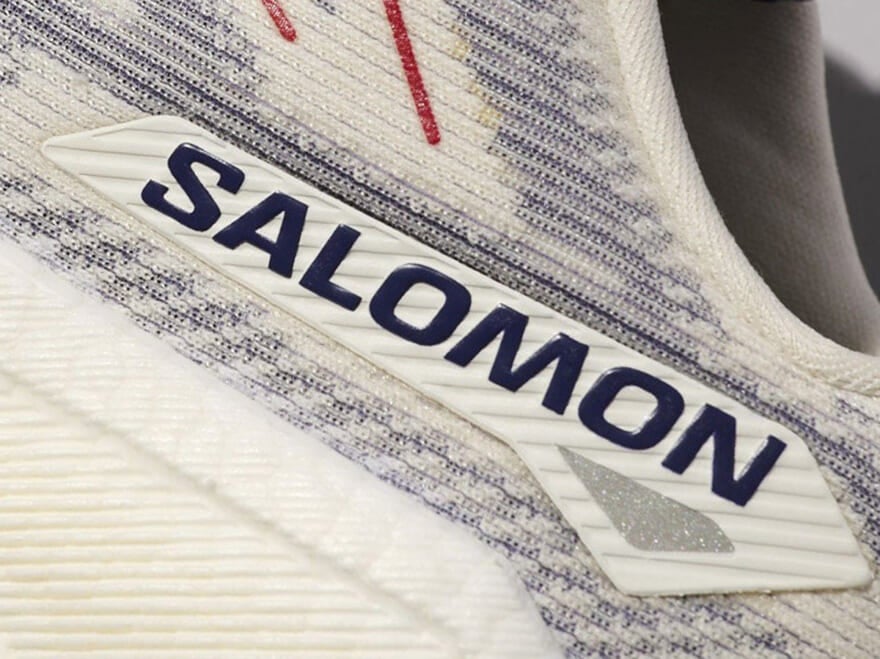 「サロモン」で完売前に買うべき“最強白スニーカー”５選！ １万円台ゴアテックスから定番名品XT-6まで履き心地抜群のグッドデザインを服のプロが激推し！[SALOMON]