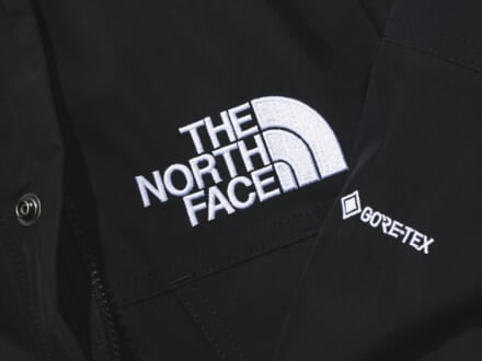 “ダウンじゃないのに最強暖かい”「高機能アウター」5選!1万円以下の黒名品、ザ・ノース・フェイスのゴアテックス、ダウン見えしない大人コート…軽量で抜群の保温性!