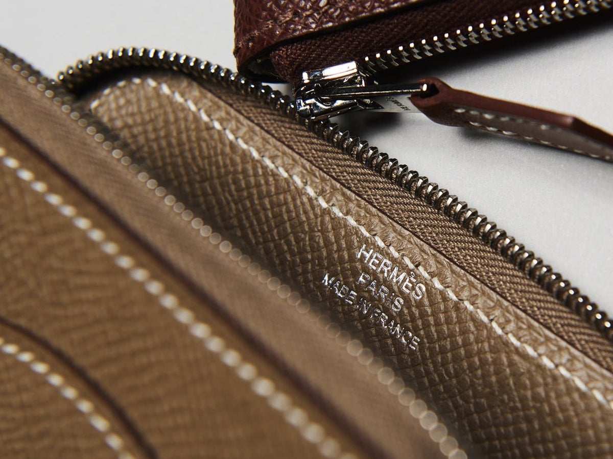 「エルメス」の冬ボーナスで買うべき“ご褒美”革財布３選！ 人気のシルクインからウォレットバッグまでホリデーシーズンのギフトにもオススメ！［HERMÈS］