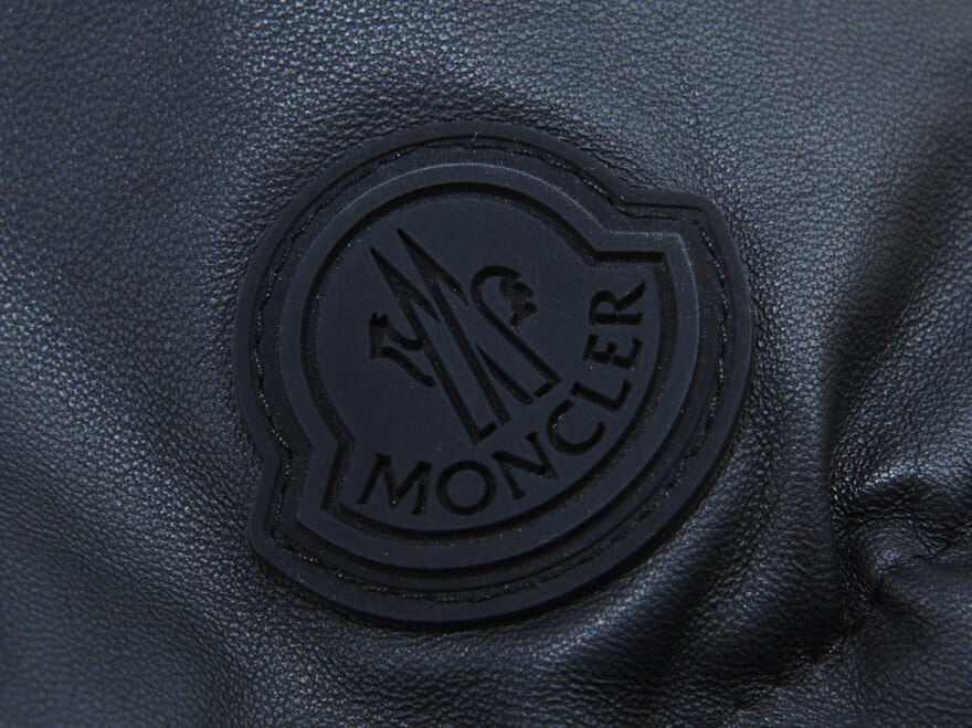 “黒なのに”差がつく「大人ダウン」14選。コム デ ギャルソン、モンクレールからザ・ノース・フェイスのゴアテックスまで冬コーデを格上げするグッドデザインが集結！