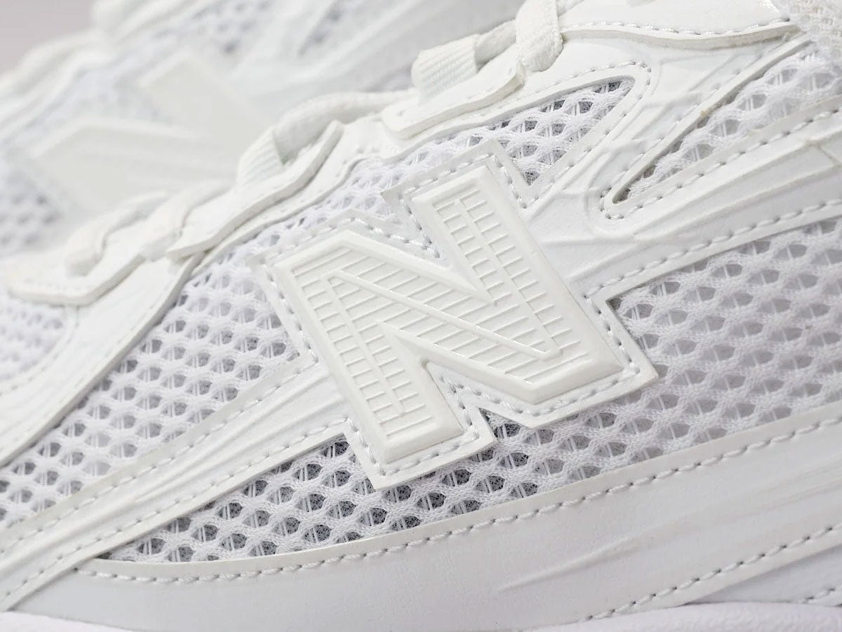 「ニューバランス」の完売前に買うべき“新作白スニーカー”４選！最強ゴアテックス、１万円台、2002や1906など人気モデルの新作が集結！[New Balance]