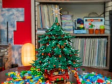 大人も夢中！『レゴ®ブロック』で彩るクリスマスのインテリア。今からでも間に合うホリデー向けセット３選