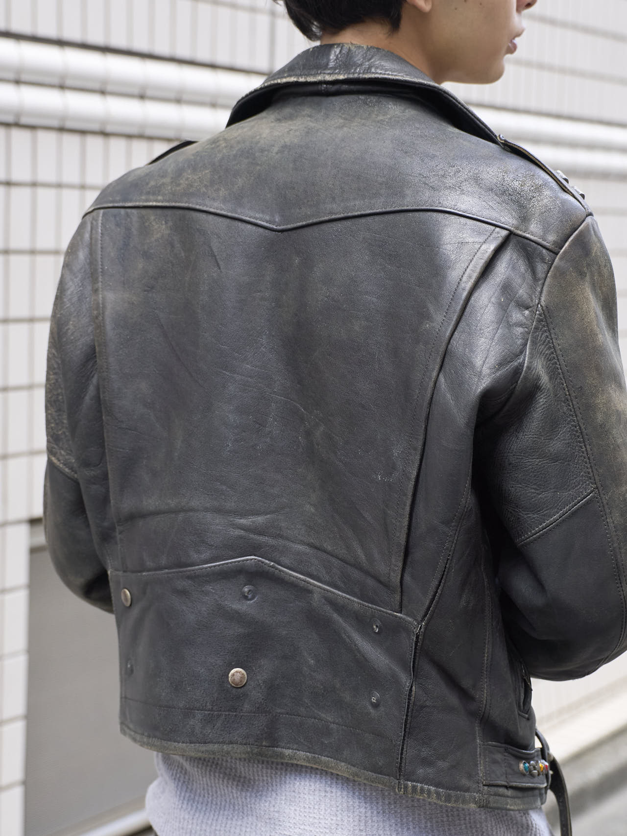 古着のジャケットのバック