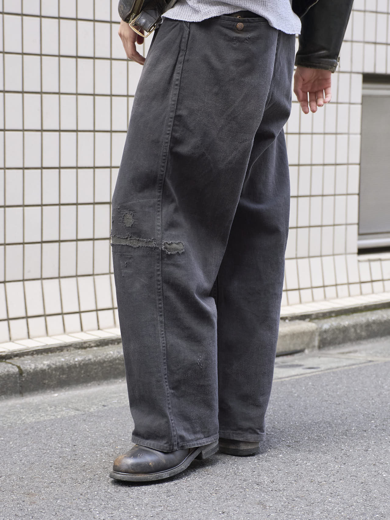 古着のジーンズのサイド