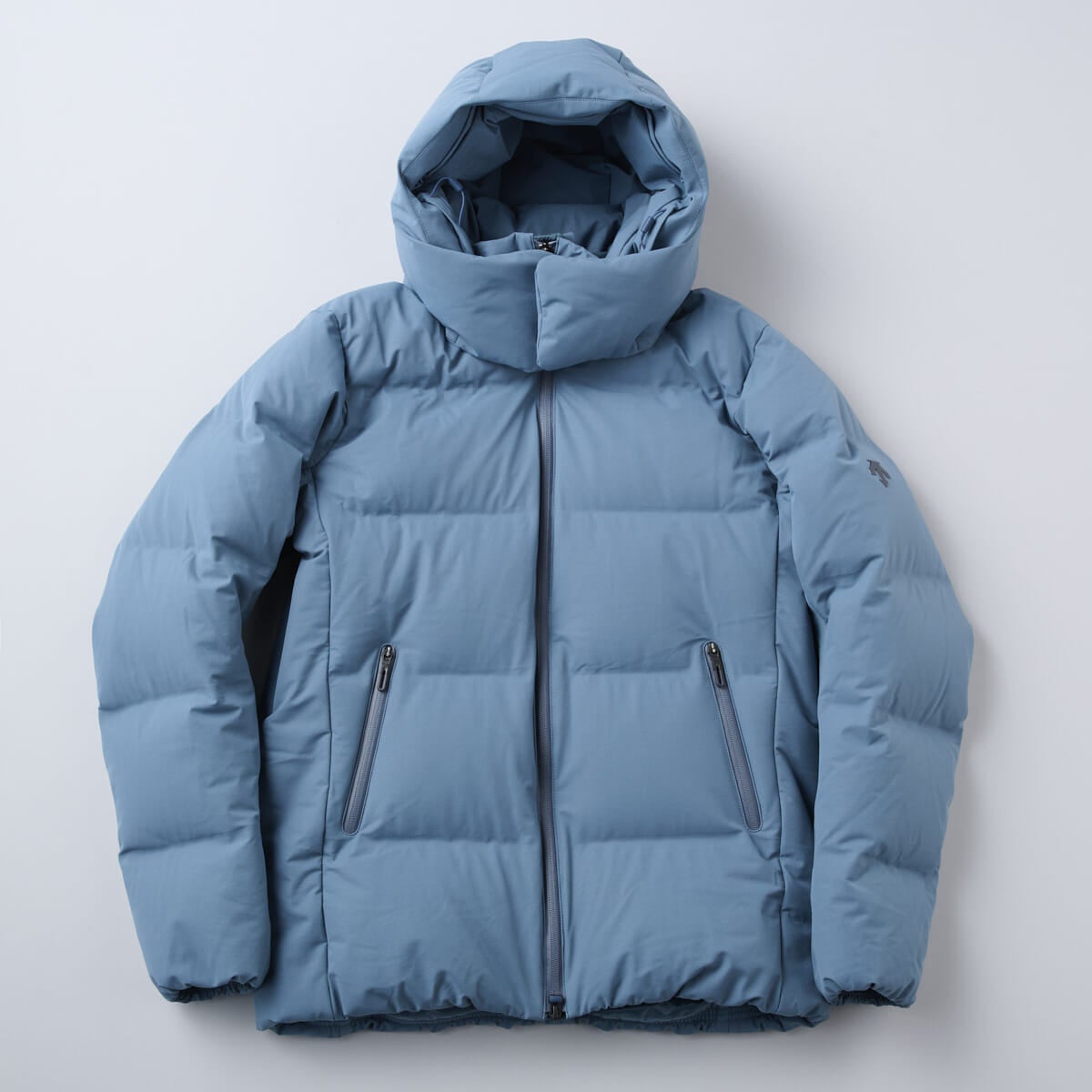 DESCENTE ALLTERRAIN　デサント オルテライン　水沢ダウン“アンカー”　スチールグレーー　正面　