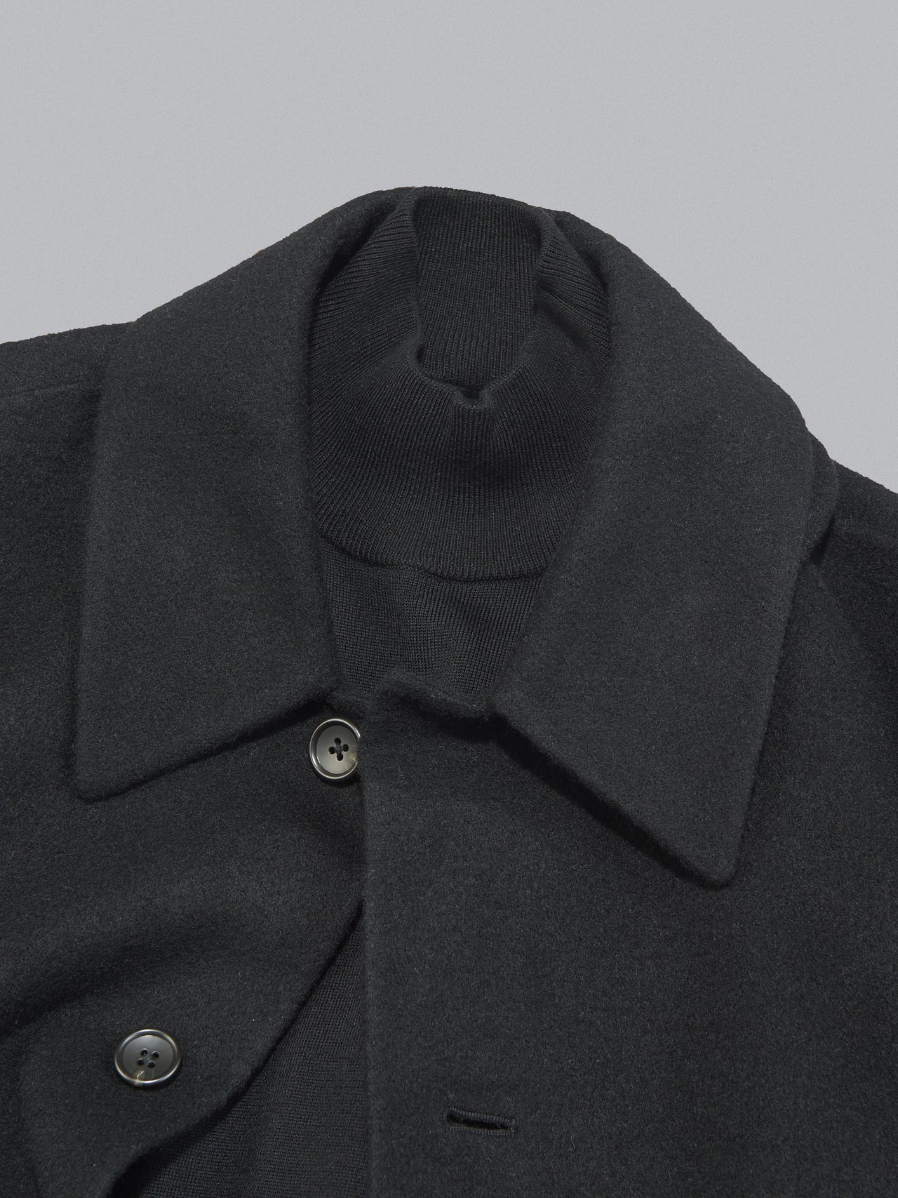 「無印良品」のアウター高見えコーデ①のディテール