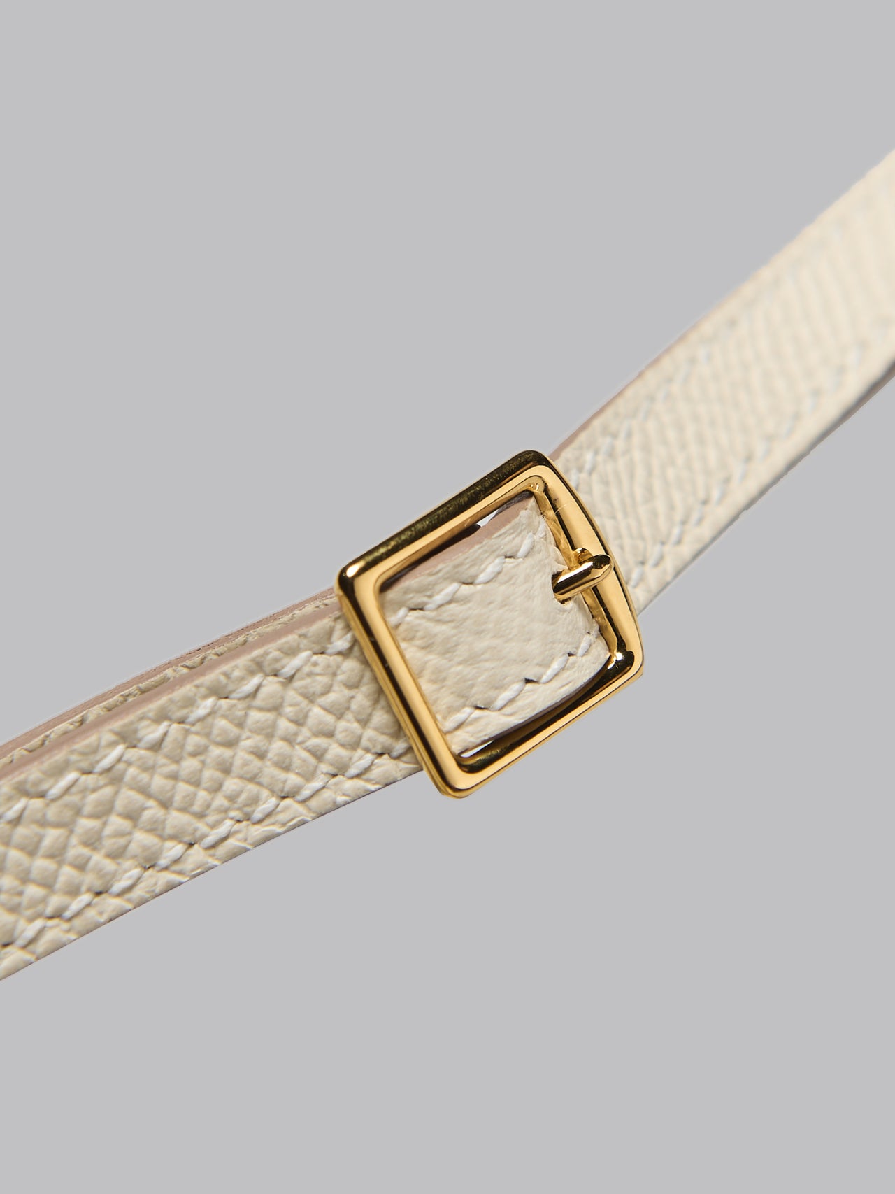 エルメスのレザー財布/ウォレットバッグ《マカロン》 の取り外しも可能なバンドリエール(ストラップ)