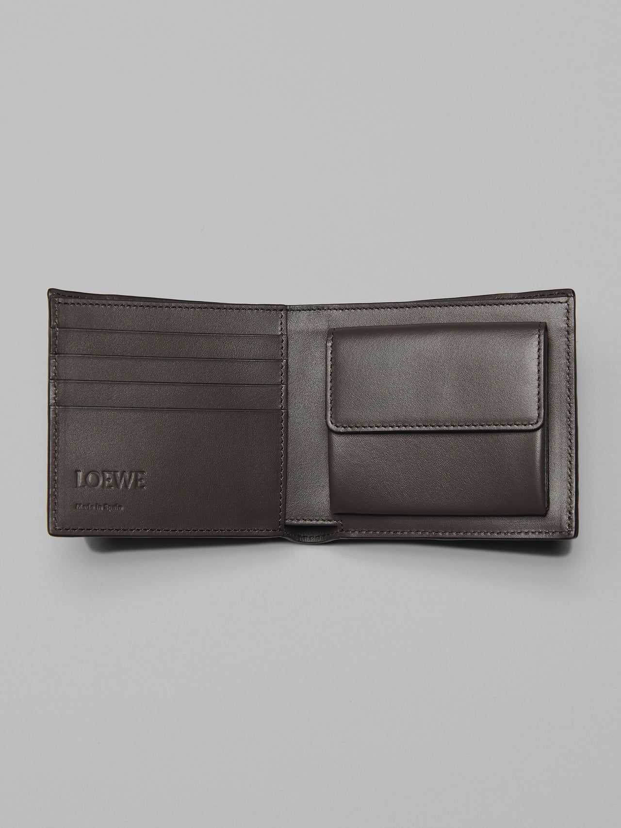 ロエベの新作レザー財布/パズル バイフォールド コインウォレットの内側