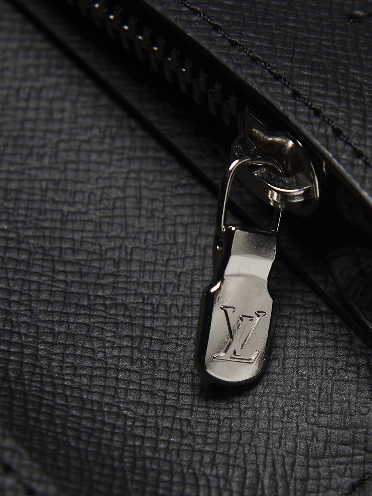 ルイ・ヴィトンの革財部/ポルトフォイユ・ブラザ ウォレット ダミエのジップ式ポケットのジッププル