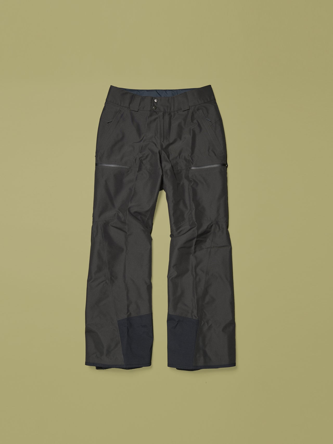 パタゴニアの黒いメンズ・パウダー・タウン・パンツ（レギュラー） 