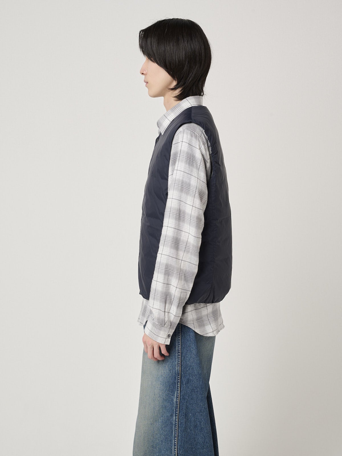 紳士 軽量ダウンポケッタブルノーカラーベスト2