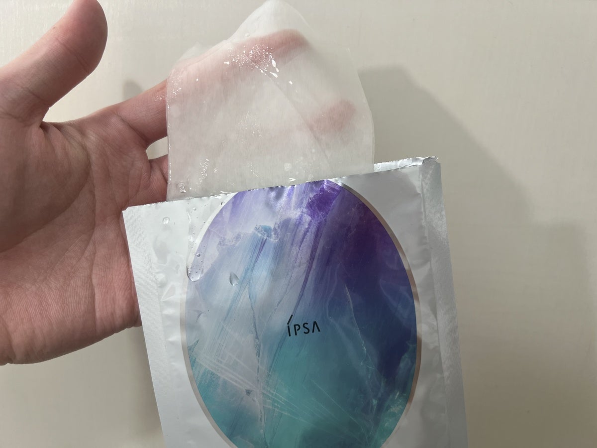 IPSA シャイン トゥモロー マスク LE 中身