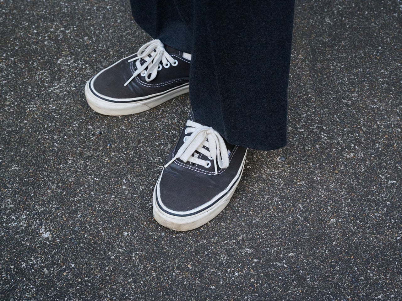 VANSのスニーカーアナハイムファクトリー オーセンティック 44 DX