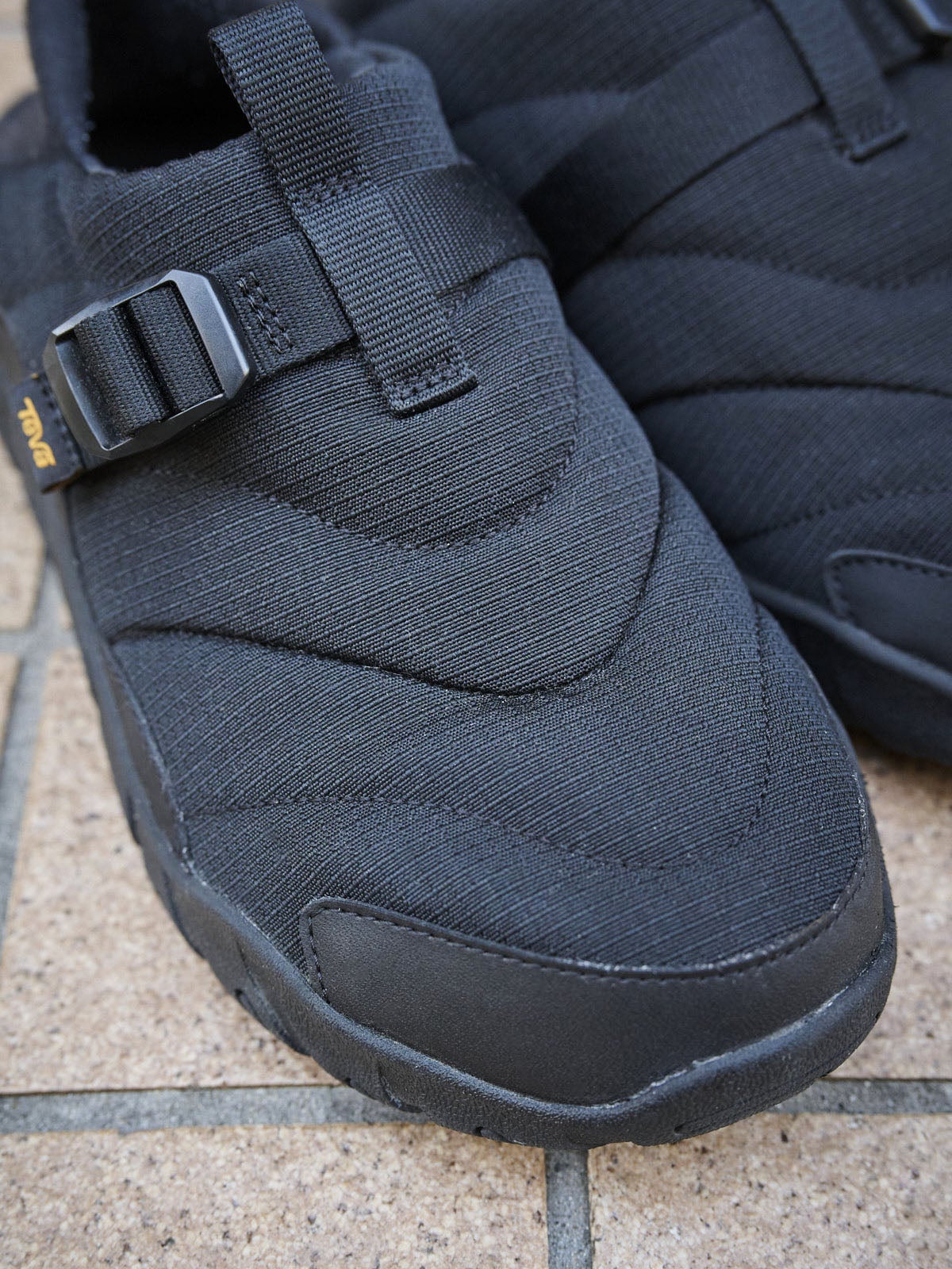TEVA スニーカー アッパー