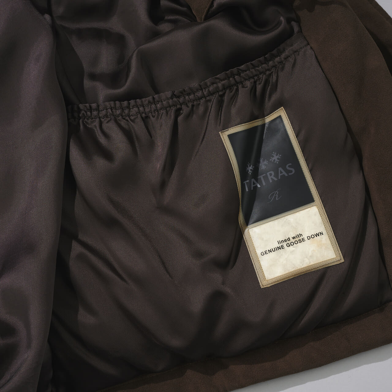 エディターが買ってよかったタトラスのビームス F別注愛用ダウンの裏地