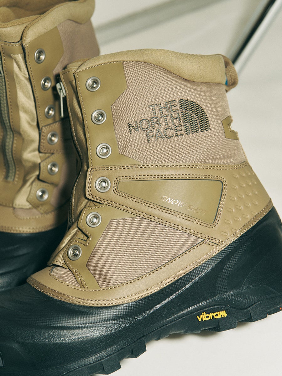 ザ・ノース・フェイスのスノー ショット ミッドウォータープルーフ アークティックグリップのロゴ寄り