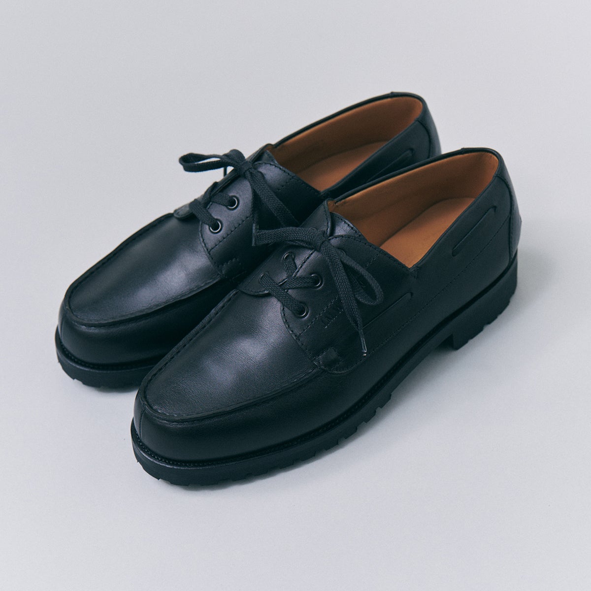 エディターが買ってよかったジェイエムウエストンのヨット　斜め