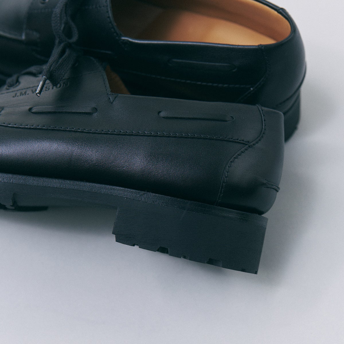 エディターが買ってよかったジェイエムウエストンのヨット　ヒール